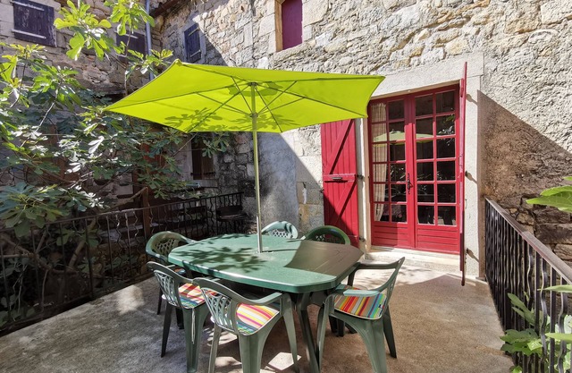 House near river - South Ardèche - 6 to 8 people