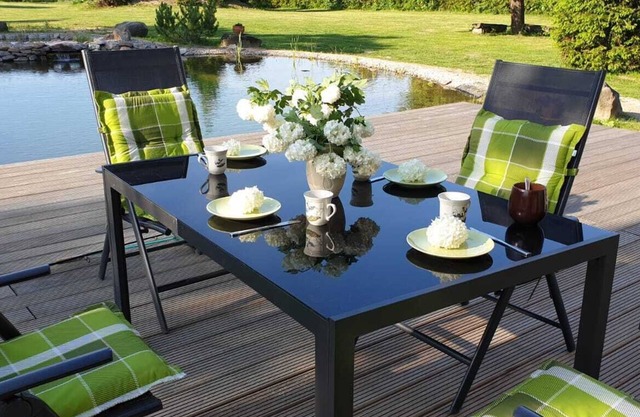 House, swimming pond, garden, 100 meters from swimming area