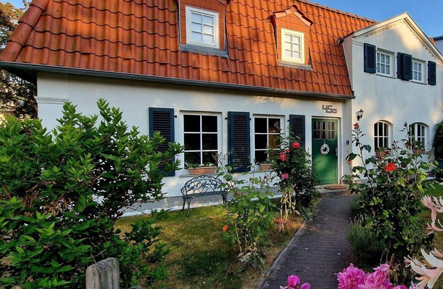 House with 110sqm and garden 150m to the water