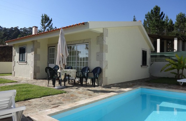 House with private pool, AIR CONDITIONING, 7 minutes from the beach