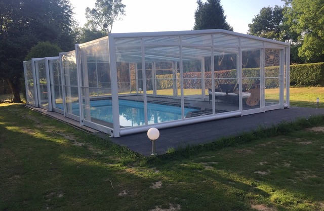 House with swimming pool and private spa in la manche 18kms from Granville