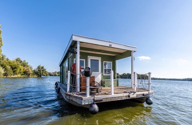 Houseboat Bunbo 1060
