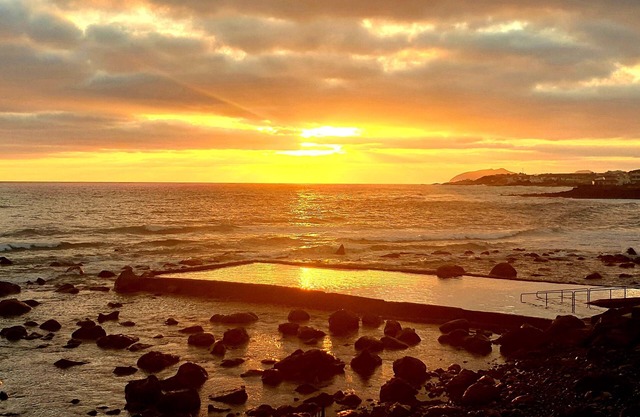 Housing on the northeast coast of Gran Canaria, with unbeatable sea views.