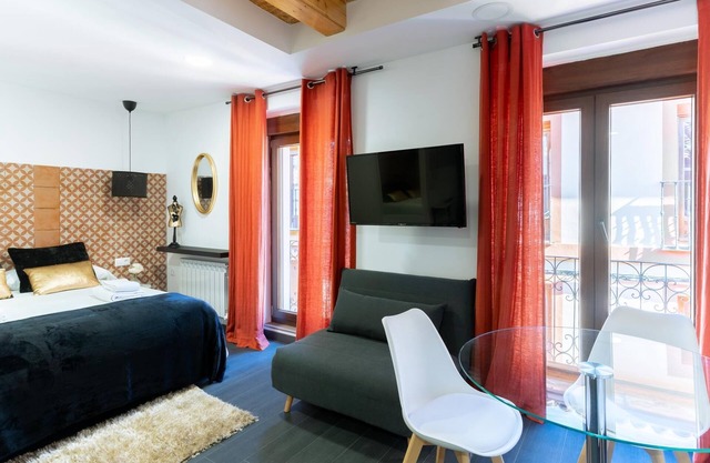 Housingleon- Five Rooms Barrio Húmedo