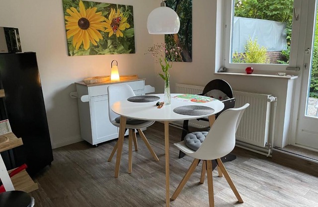 HUUS UTSPANN FeWo mit Terrasse - 23 km vor Hamburg -