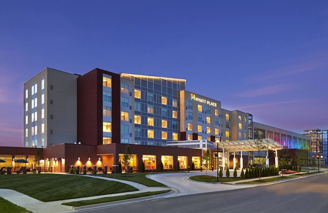 Hyatt Place Lansing - East