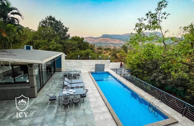 Icy Villa Lonavala - 4BHK Villa With Pool and Mountain View