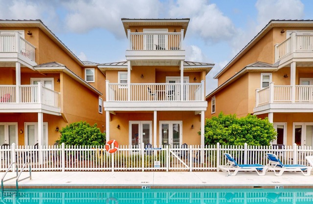 Ideal Coastal Retreat w/Shared Pool, Private Balcony, & Beach Access Nearby