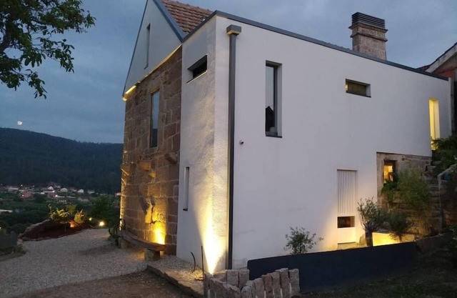 Ideal for groups, with private pool and large barbecue.