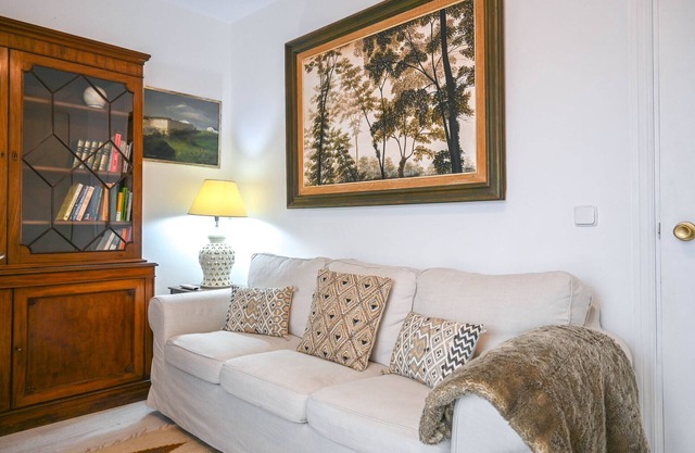 Ideal Home: Cozy Space in Alcobendas with Private Terrace