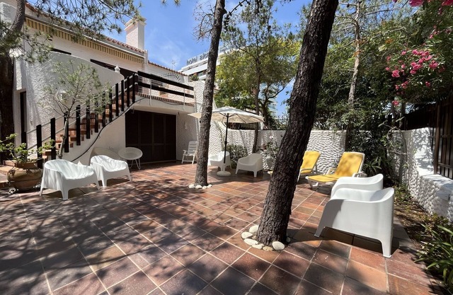Ideal villa for a family vacation or a group of friends 5 minutes from the beach!