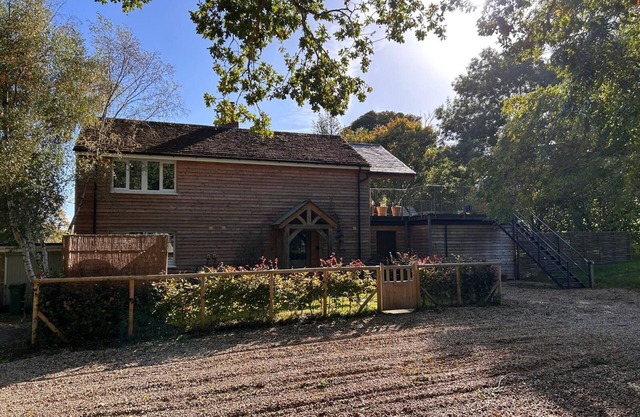 Idyllic Rural apartment within Hungerford Park