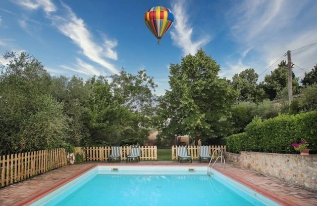 Idyllic Siena Retreat Vineyard View