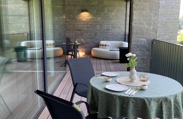 Idyllic vacation apartment on the Losone golf course: comfort and nature combined!