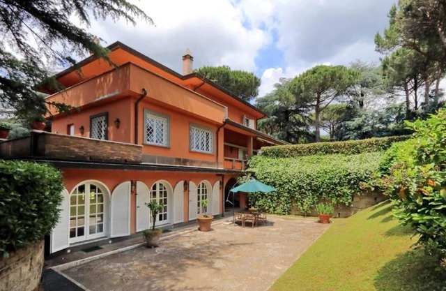 Il Patio Viale Vittorio Veneto 140