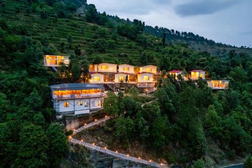 Ila by Aaryam, Kanatal