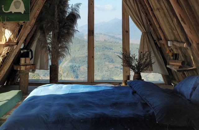 Imani Eco Sky Lodge Ngoc Chien -where mountains and cloud around you