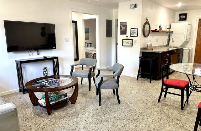 Immaculately Remodeled Home Close to FSU and Downtown Area!