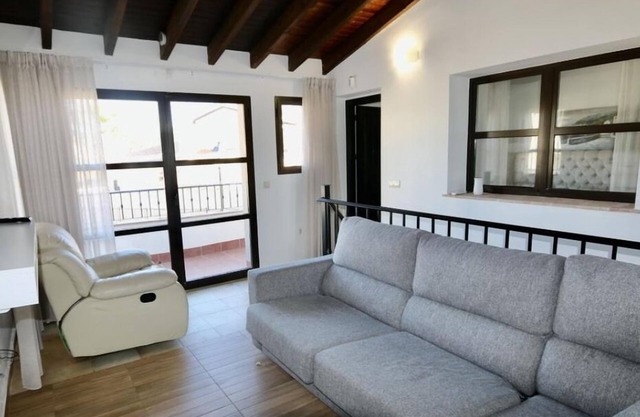 Impeccable 3-Bed Villa in Hancienda del alamo