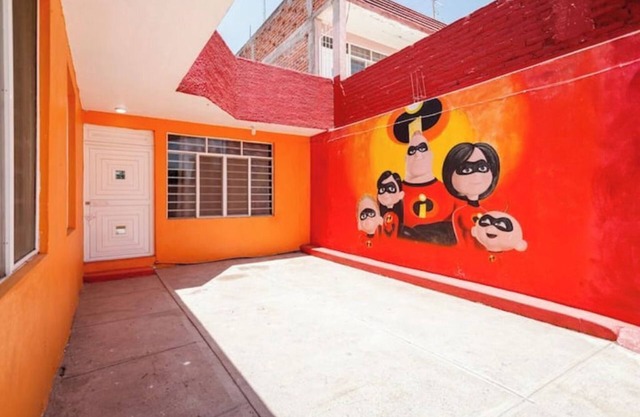 Incredible House 6 People