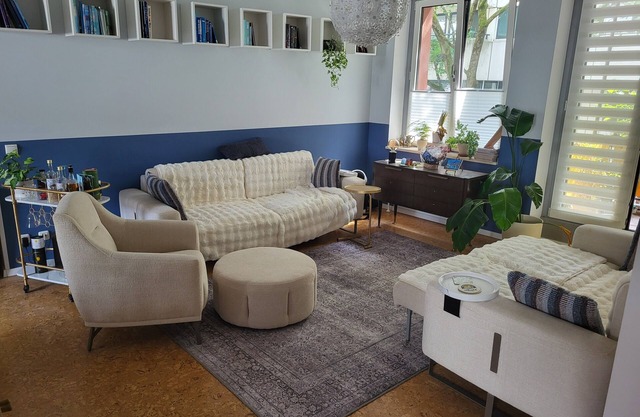 In the heart of Cologne! Modern vacation apartment between Dom-Rhine and Heumarkt