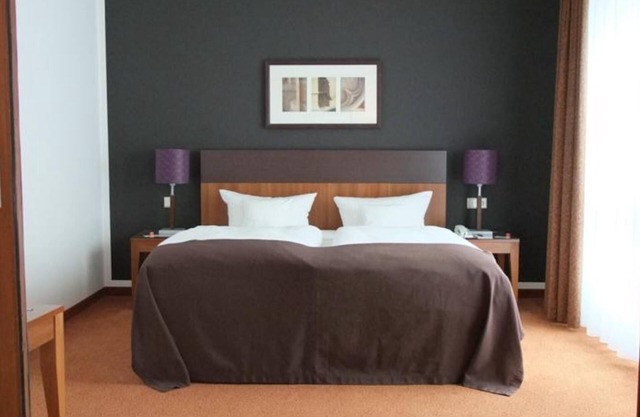 In the heart of Erfurt - Double Room at Hotel Dorint