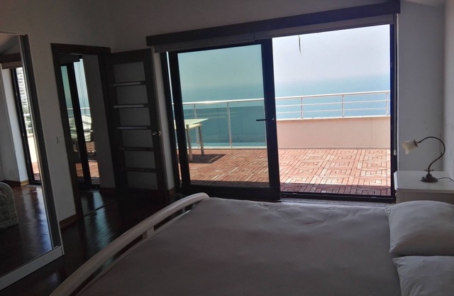 Incredible sea view dublex in the heart of the city waiting for you.
