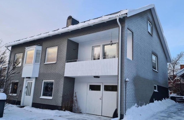 Independent apartment with kitchen