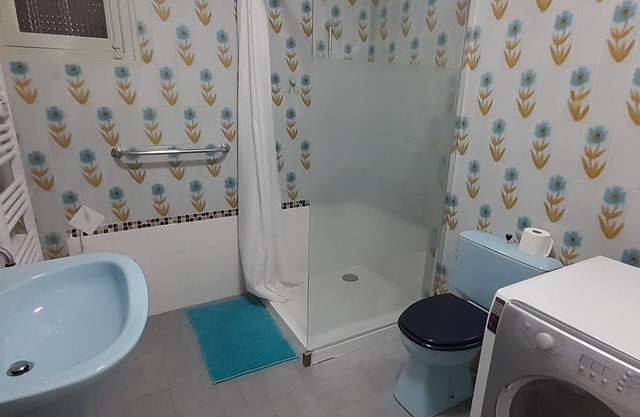 Independent villa ground floor. terrace with unobstructed view of the valley and gulf.