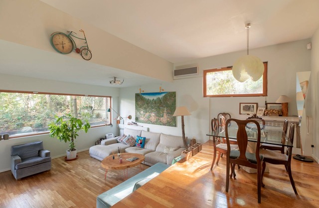 Independent Villa whit garden