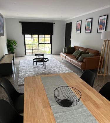 Inverloch Palm Waters 5