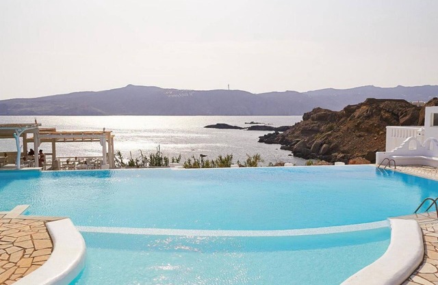 ISholidays Mykonos Lolita Suite Two Bedrooms