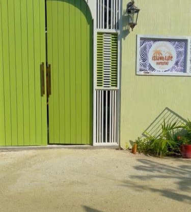 Island life Home Stay