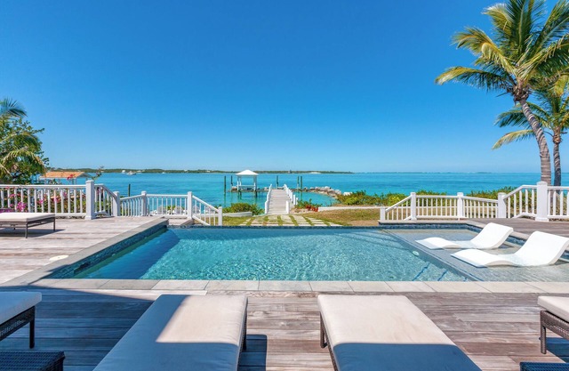 Islands Away: Your Private Bahamian Waterfront Retreat