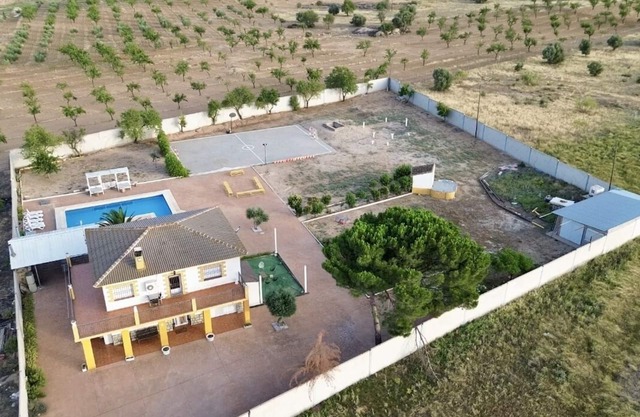 Isolated Rural House with Pool