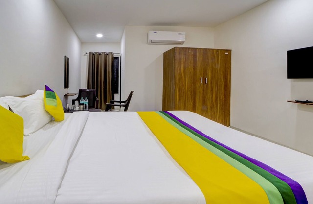 Itsy By Treebo - Atharva Executive