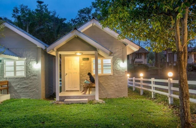 Ivy Cottage by Qiu Hotel