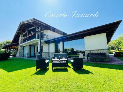 Izetaerdi - Casa con encanto y vistas únicas by Egona