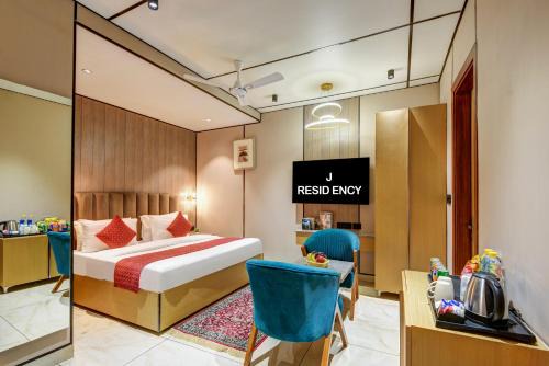 J Residency Near Nizamuddin Railway Station