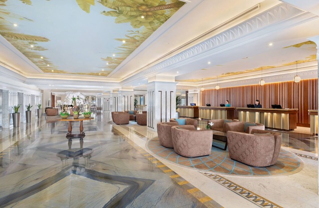 JA Beach Hotel, Dubai