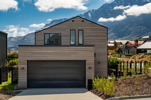 Jacks Point Family Retreat - Jacks Point Home