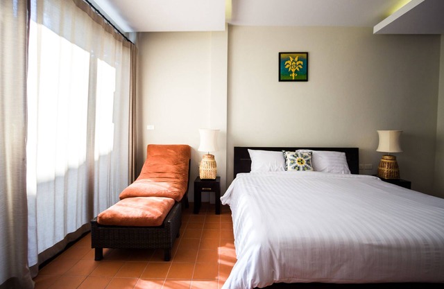 Jamadevi Coffee Shop and Boutique Hotel in the heart of Lamphun