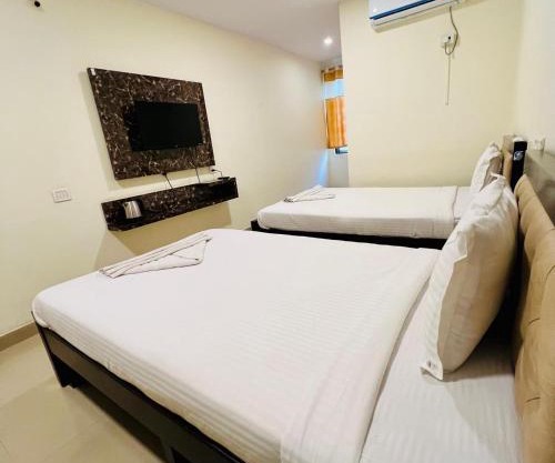 Janav Comforts & Suites