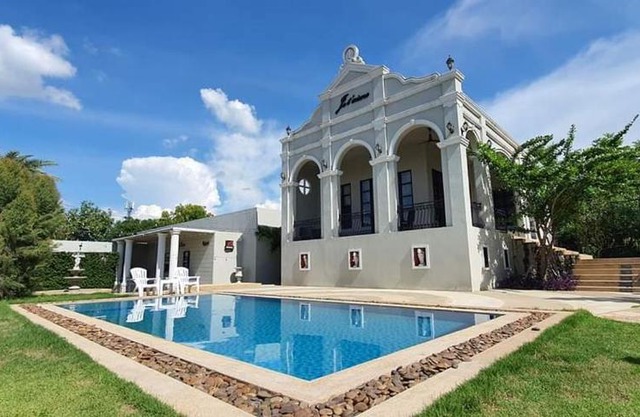 Je t'aime cafe & villa