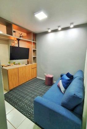 JM02 Apto inteiro em condomínio estacionamento e ar condicionado