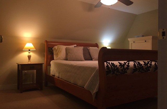 John Dyer Loft offered by Sakonnet Farm & Stays