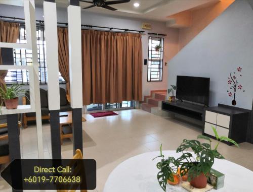 Joyful Homestay Landed House