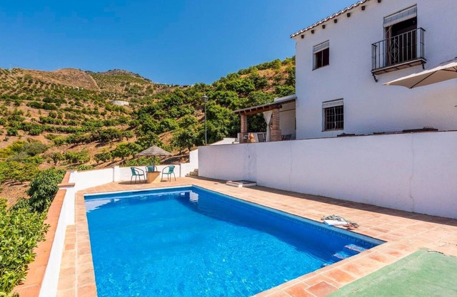 Juan Manuel - Los Mangos El Borge by Ruralidays