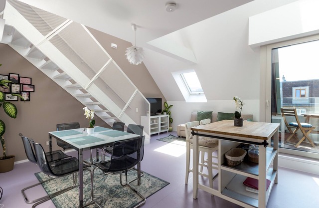 JULIUS 28 - duplex apartment 5 mins to city center