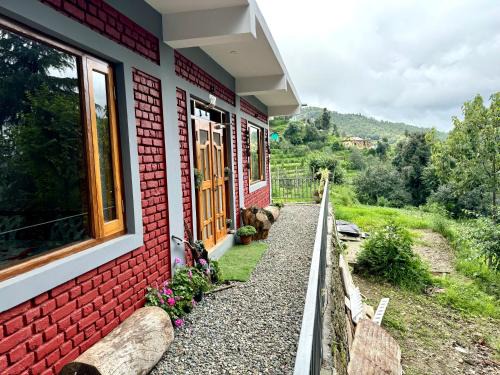 Jungle Kinare - The Sound of Nature by Homeyhuts